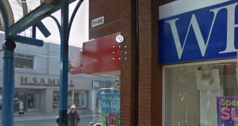 Road sign still there! CREDIT: Kevin Chapman